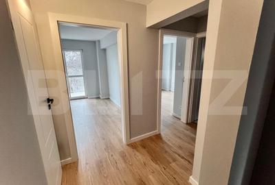 Apartament Modern de Vanzare , 3 Camere, 72 mp, 2 Bai, Parcare, Zona Cetate - 2