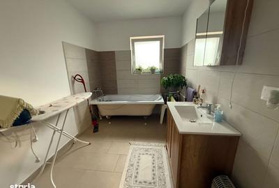 Casă cu 4 camere cu Teren 500 Mp în Florești - 5