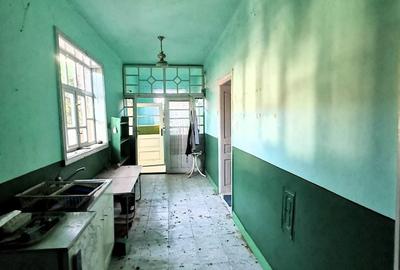 Casă cu 3 camere cu Teren 1356 Mp în Sâmbăta - 14