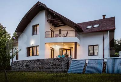 Casă cu 4 camere cu Teren 2456 Mp în Livezeni - 14