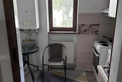 Apartament cu 2 camere decomandat în Central - 3