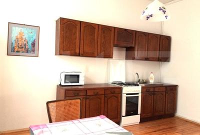 Casa calcan, 3 camere, 80 mp, zona Andrei Muresan