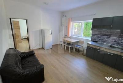 Apartament cu 4 camere semidecomandat în Central - 1