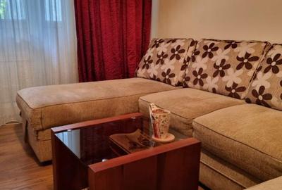 Vanzare apartament semicentral, 4 camere - 2