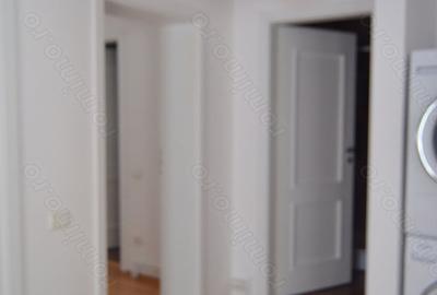 Apartament cu 3 camere decomandat în Bușteni