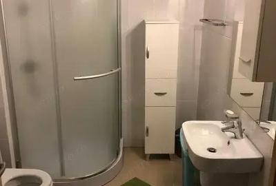 Garsonieră decomandată în Central - 1