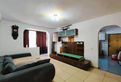 Apartament cu 3 camere semidecomandat în Central - 2