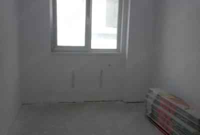 Apartament cu 3 camere decomandat în Florești - 4