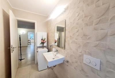 Apartament cu 3 camere decomandat, mobilat în Tractorul - 13