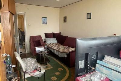 Garsonieră decomandată în Calea București - 2