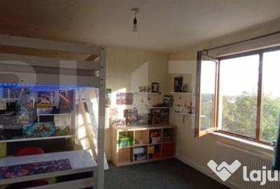 Casă cu 5 camere cu Teren 667 Mp în Central - 10