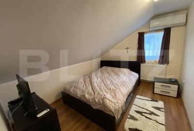 Apartament cu 3 camere, 81 mp, decomandat zona Bradet - 9