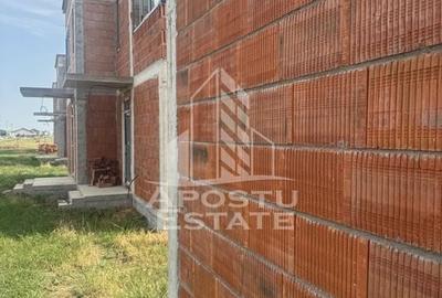 Duplex cu toate utilitatiile in Mosnita Noua