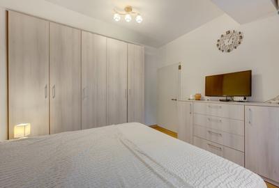 Apartament cu 3 camere decomandat, mobilat în Drumul Taberei - 16