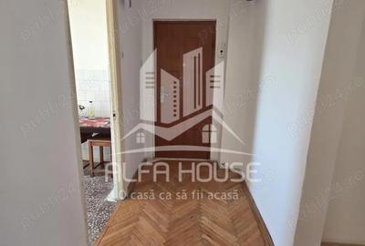 Apartament cu 3 camere decomandat în Central - 8