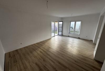 Casă individuală cu 4 camere cu Canalizare în Micești - 7