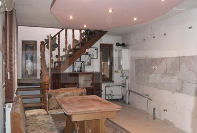 Casă cu 5 camere cu Teren 296 Mp în Micro 4 - 14