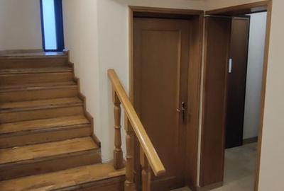 Casă cu 10 camere cu Teren 192 Mp în Colentina - 19