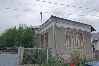 Casă individuală cu 5 camere în Jariștea