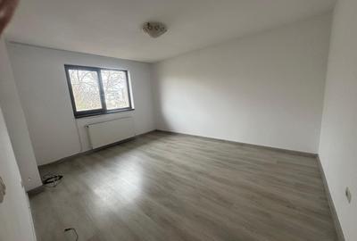 Bucium - Visan , centru , vila insiruita , garaj , libera - 10