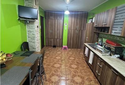 Apartament cu 2 camere decomandat în Valenta - 3