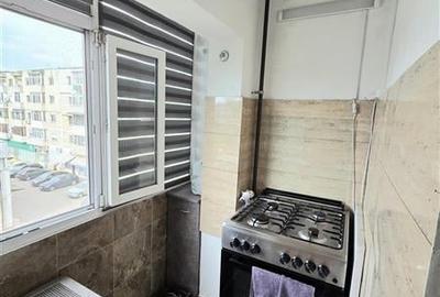 Apartament 3 Camere, Renovat Complet, Modern, zona CET - 7