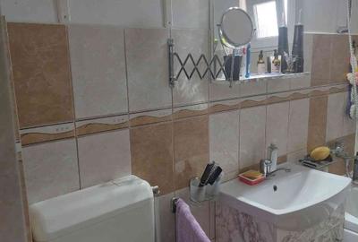 Apartament cu 2 camere decomandat, mobilat în E3 - 5