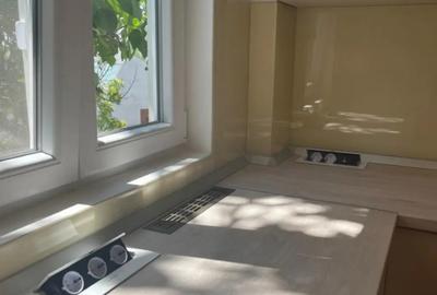 Apartament cu 4 camere decomandat în Rahova - 16