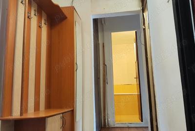 Apartament cu 2 camere decomandat în Rahova - 2