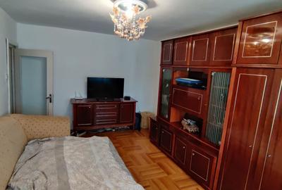 Apartament cu 2 camere decomandat, mobilat în Lipovei - 11