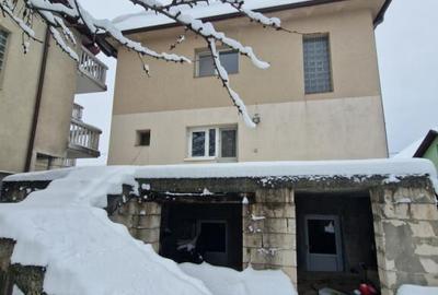 Casa spa?ioasa in comuna Recea, intr-o zona lini?tit? - 3