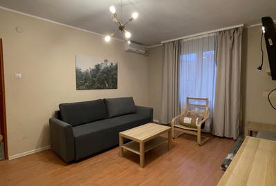 Apartament cu 3 camere decomandat în P-ța Romană - 2