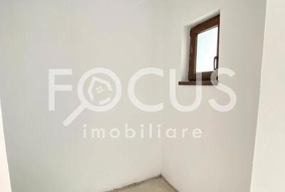 Casă cu 4 camere cu Teren 450 Mp în Central