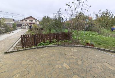 Casă cu 4 camere decomandat în Tuzla - 3