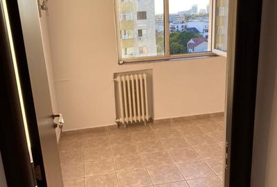 Apartament cu 4 camere decomandat în Lacul Tei - 3