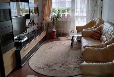 Apartament cu 3 camere decomandat în Unirii Centru - 2