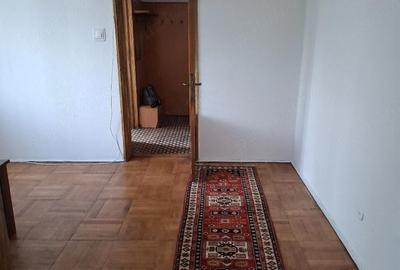Apartament cu 2 camere semidecomandat în Drăgășani - 2