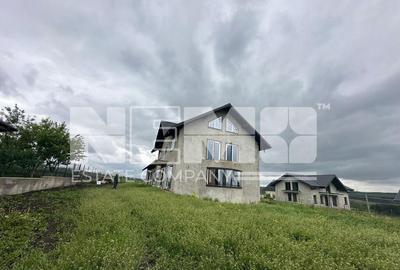 CASA LA GRI DE VANZARE IN MOARA NICA, SUCEAVA | 190.00... - 2