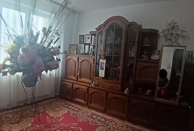Apartament cu 3 camere semidecomandat în Orașul Vechi - 1
