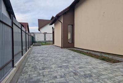 Casă individuală cu 4 camere cu Canalizare în Șura Mică - 4