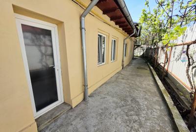 Casă individuală cu 5 camere cu Canalizare în Dorobanțul - 3