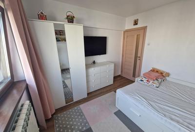 Apartament cu 3 camere decomandat în Pantelimon - 13