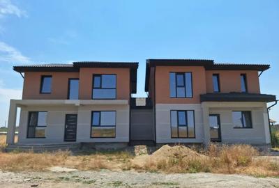 Vand casa Parter + Etaj + Pod cu finisaje la alegere - 1