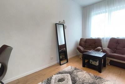 Apartament cu 3 camere semidecomandat în Gojdu - 9