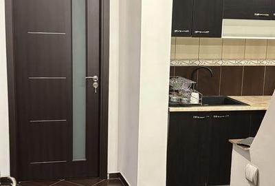 Apartament cu 3 camere decomandat, mobilat în Uverturii - 8