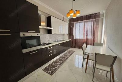 Apartament cu 2 camere decomandat în Tei