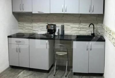 Casă cu 7 camere cu Teren 400 Mp în Central - 13