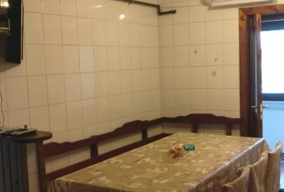 Apartament cu 3 camere decomandat, mobilat în Lipovei - 10