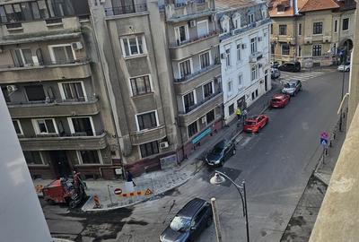 Batiste, Universitate - 7