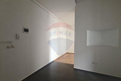 Spațiu de birouri, 59 mp,  ultracentral, de inchiriat - 8